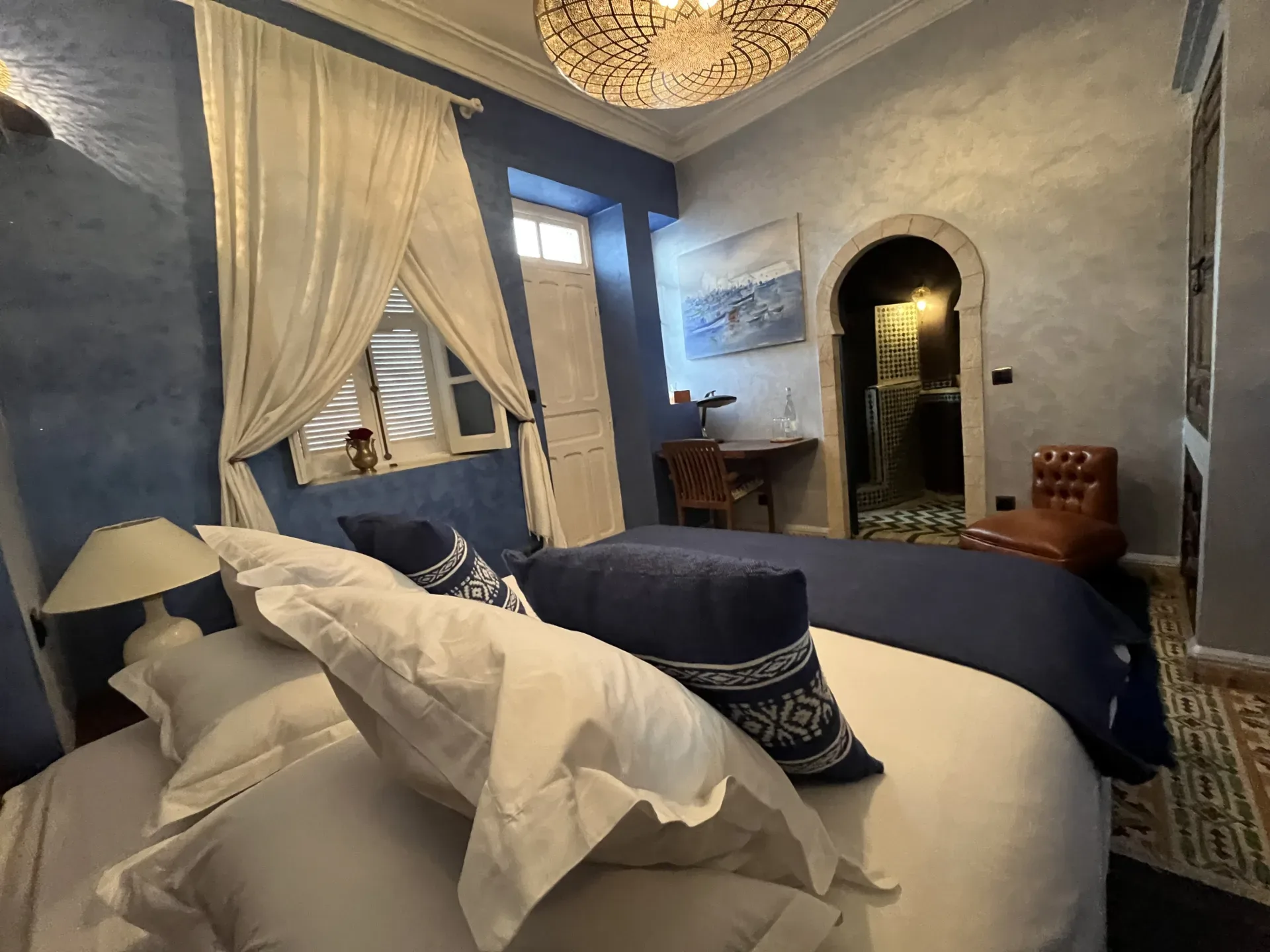 Photo 3 of 8 — Comfort Room