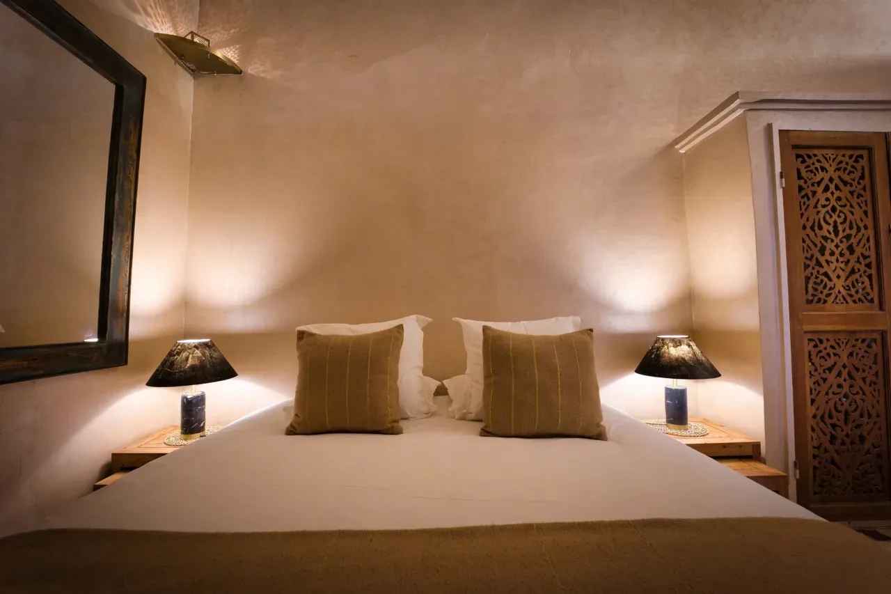 Photo 4 of 8 — Superior Room